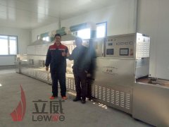 廣西五谷雜糧烘干熟化設(shè)備施工現(xiàn)場(chǎng)